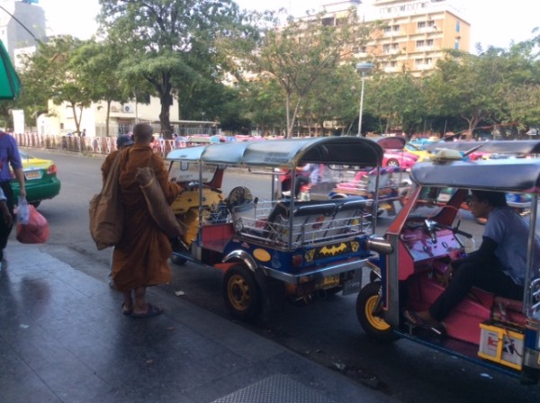 tuktuk